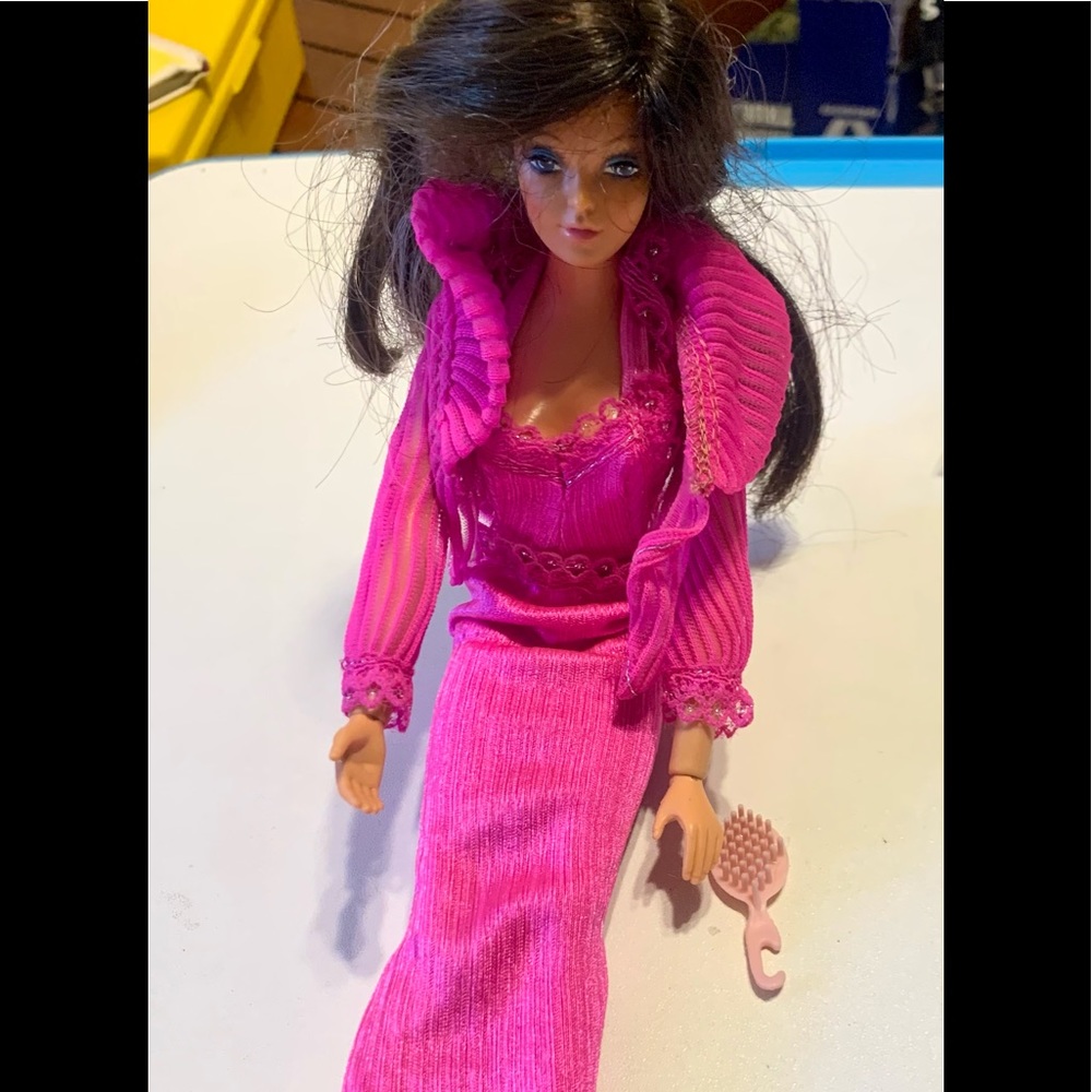 Tuesday Taylor Barbie  Doll with Beauty Secrets outfit